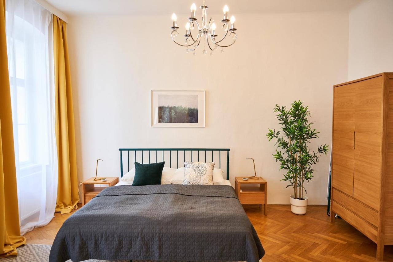 Renovated & Cozy - Close To Museumsquartier Vienna Exterior photo